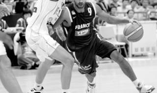 姚明火箭队队友名单 姚明火箭队队友名单